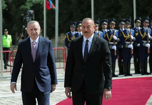 Başkan Erdoğan ile Azerbaycan Cumhurbaşkanı İlham Aliyev iki ülke arasında "Şuşa Beyannamesi"ni imzaladı-7