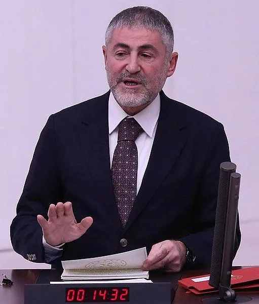 hazine-ve-maliye-bakani-nureddin-nebatiden-enflasyonda-dusus-mesaji-eyt-calismalari-ile-ilgili-konustu-1670884621396.jpeg Hazine ve Maliye Bakanı Nureddin Nebati'den 'enflasyonda düşüş' mesajı! EYT çalışmaları ile ilgili konuştu-6