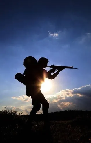 Hudut kartalları ülkemize yasa dışı yollarla girmeye çalışan 2 DEAŞ terör örgütü mensubunu yakaladı