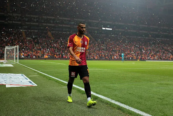 1595314033190.jpg Belhanda'nın yerine Süper Lig'in yıldızı! Harekete geçildi-2
