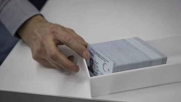 son-dakika-ad-soyad-degisikligi-artik-mahkeme-karari-olmadan-e-devletten-yapilabilecek-1633856950746.jpg SON DAKİKA! Ad soyad değişikliği | Artık mahkeme kararı olmadan e-Devlet'ten yapılabilecek-3
