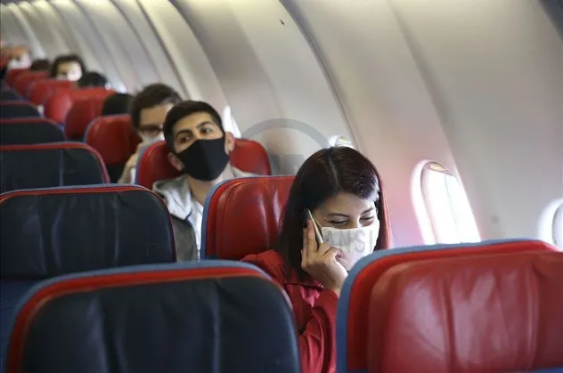 Uçaklarda maske zorunluluğu kalktı mı? THY'den son dakika maske açıklaması geldi