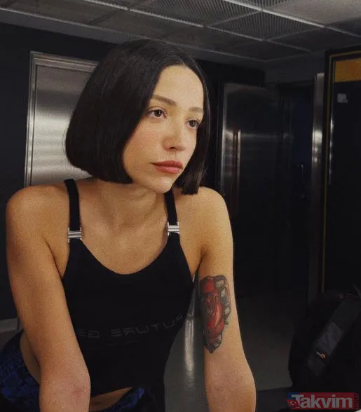 Zeynep Bastık'tan kötü haber tez yayıldı 'ciddi ağrılar çekiyorum' Omurgasını kıran Zeynep Bastık sahnelerden ayrılıyor - 6