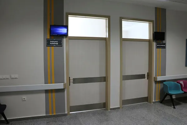 psikiyatrihastasi-istedigi-ilaci-yazmayan-kadin-doktorun-ayagini-kirdi-1612384002058.jpg Psikiyatri hastası, istediği ilacı yazmayan kadın doktorun ayağını kırdı-4