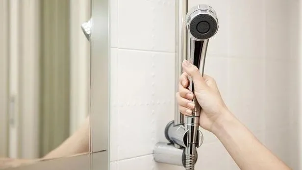 orucluyken banyo yapilir mi banyo yapmak dus almak orucu bozar mi diyanet aciklamasi takvim