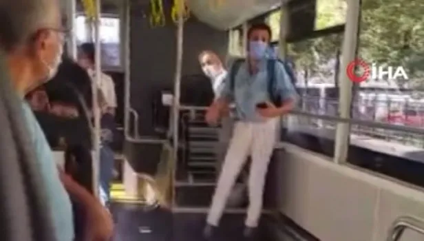 İstanbul’da otobüs şoförü ile öğrenci arasında “Boş İstanbulkart” tartışması çıktı!