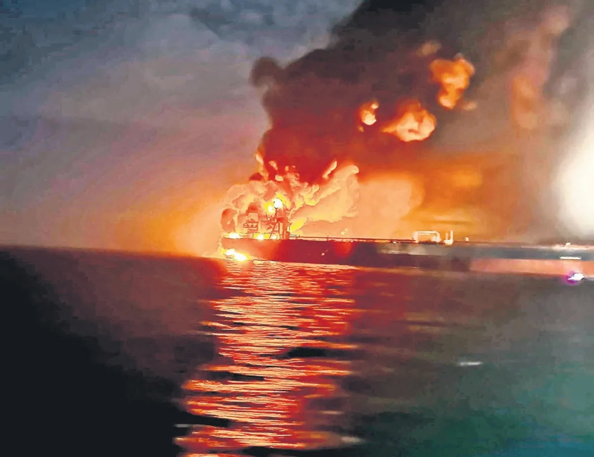 Kefken açıklarında KAIROS ve VIRAT tankerlerine saldırı!