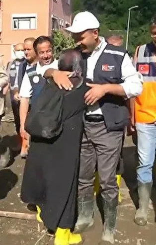 Sel mağduru Gülizar Günar devletin desteğini bu sözlerle anlattı: "Babam olsa o kadar sahip çıkardı"