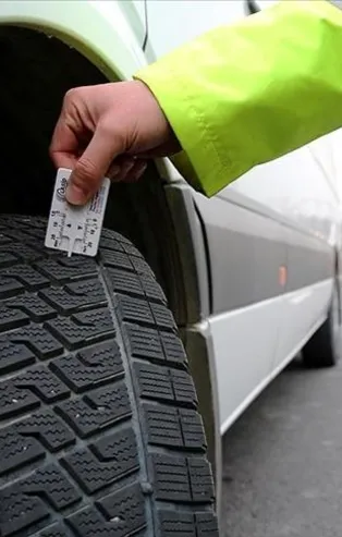 Emniyet Genel Müdürlüğü kış lastiğinin kullanımı ile ilgili kamuoyunu bilgilendirme metni yayımladı