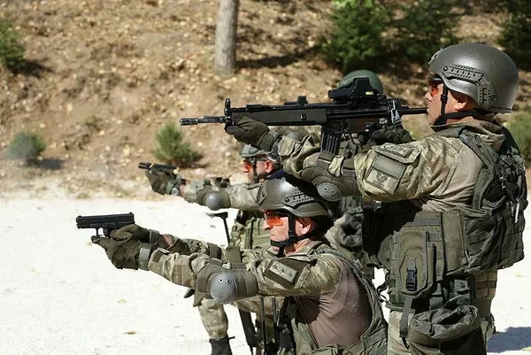 Komando birliklerine girmenin yolu buradan geçiyor-3
