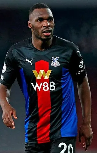 Beşiktaş ve Fenerbahçe arasında Benteke kapışması!