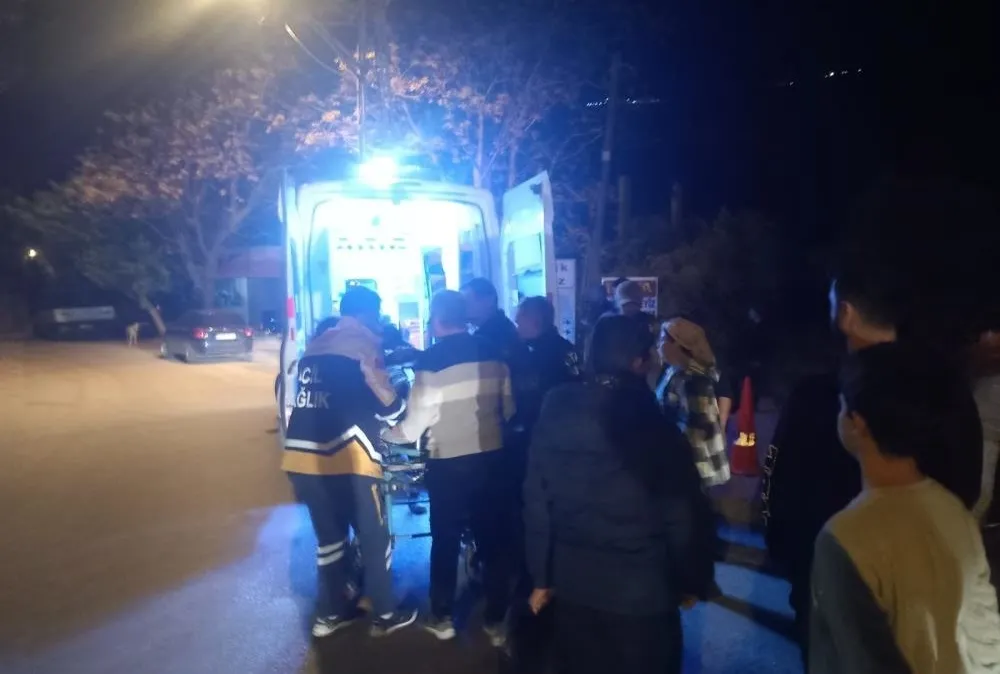 Motosiklet sürücüsü dereye uçtu