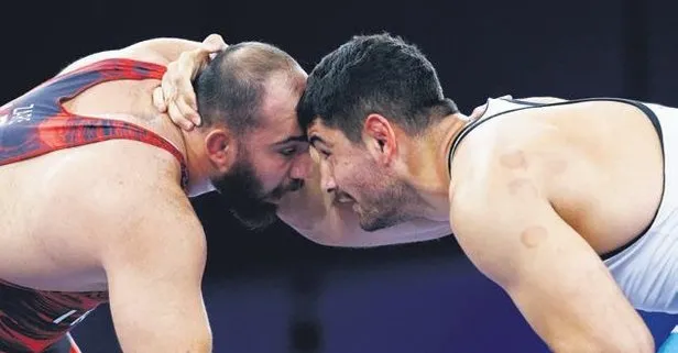 Taha Akgül final şansını yitirdi üçüncü Olimpiyat madalyası için ter dökecek!