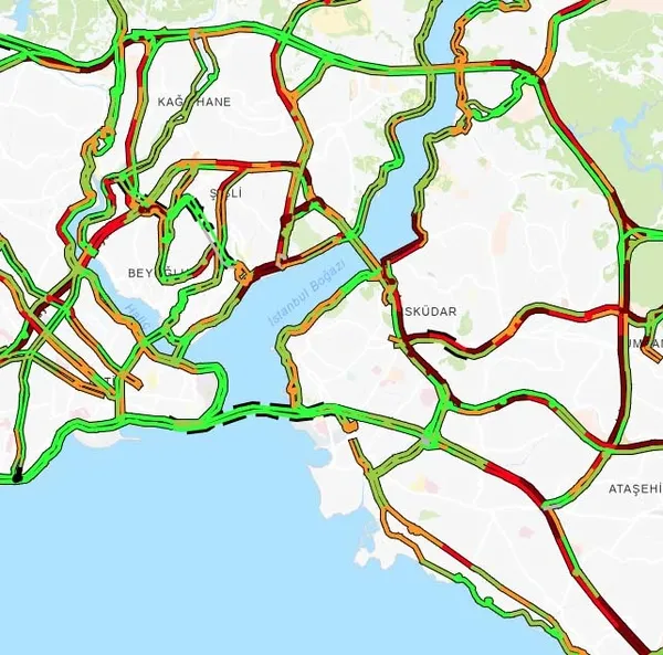 son-dakika-istanbulda-trafik-cilesi-suruyor-haftanin-ilk-gunu-trafik-yuzde-62ye-dayandi-1641794225356.jpg Son dakika: İstanbul'da trafik çilesi sürüyor! Haftanın ilk günü trafik yüzde 62'ye dayandı-4