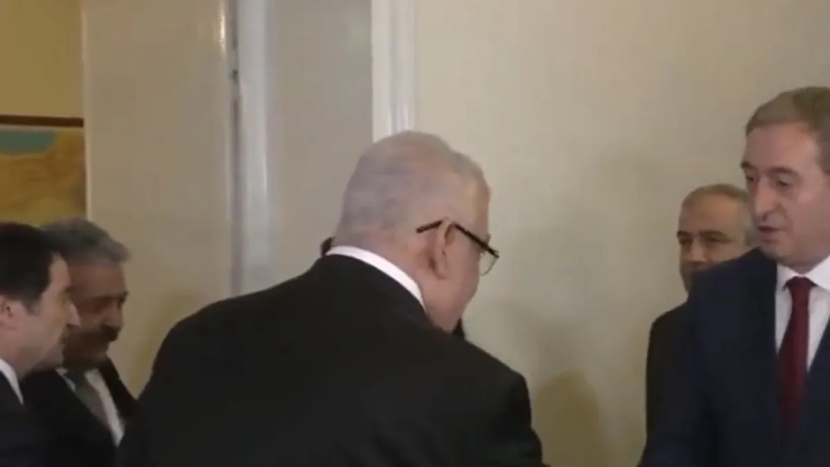DEM Parti heyeti MHP'yi ziyaret etti
