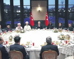 Dini azınlık temsilcilerine iftar