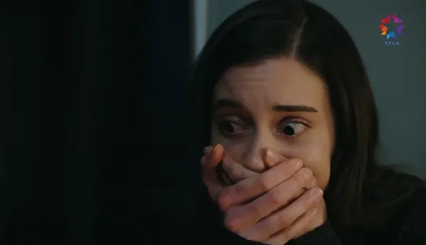 yali-capkininda-seyirciyi-sevincten-dort-dondurecek-geri-donus-apar-topar-geri-cagirdilar-1697538071896.jpg Yalı Çapkını'nda seyirciyi sevinçten dört döndürecek geri dönüş! Apar topar geri çağırdılar-6