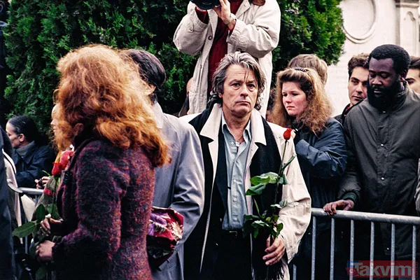 Alain Delon’un vasiyeti şoke etti! Ötenazi ile ölmek istiyordu: O röportajda son isteği ortaya çıktı - 13