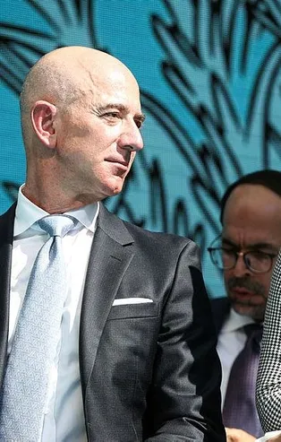 Amazon'un CEO'su Jeff Bezos Cemal Kaşıkçı'yı anma töreni için İstanbul'a geldi