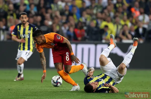 Fenerbahçe - Galatasaray derbisinden ekrana yansımayan kareler! Nefes kesen mücadele... - 20