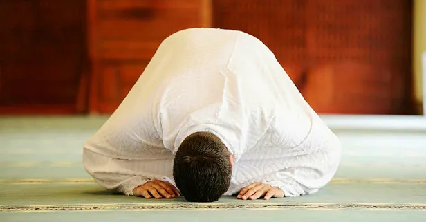 Evde teravih namazı nasıl kılınır? Kaç rekattır? Diyanet’e göre evde Teravih namazı kılınışı!