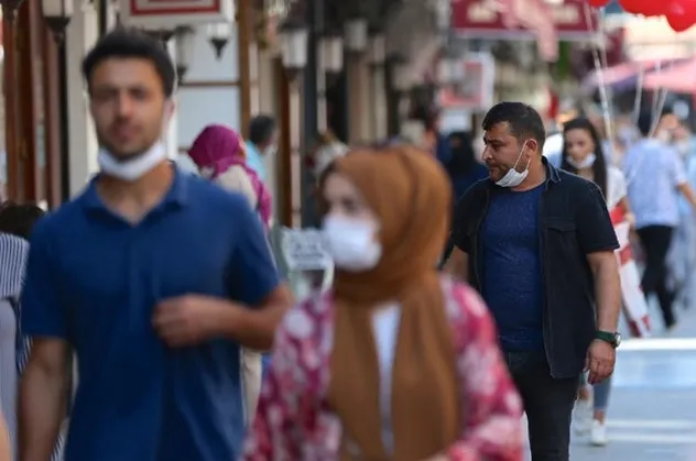 Son dakika: Maske takmayanlara yeni ceza! 3 gün sokağa çıkmak yasak...