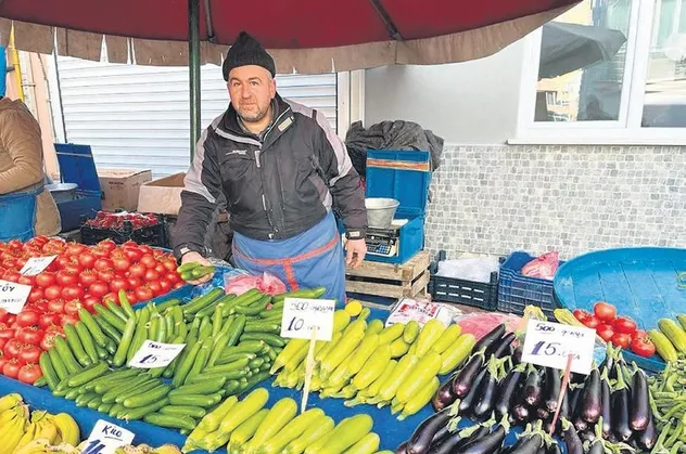 Sıcaklıklar düştü bazı meyve-sebze fiyatları uçtu! Etikete gram hesabı geldi