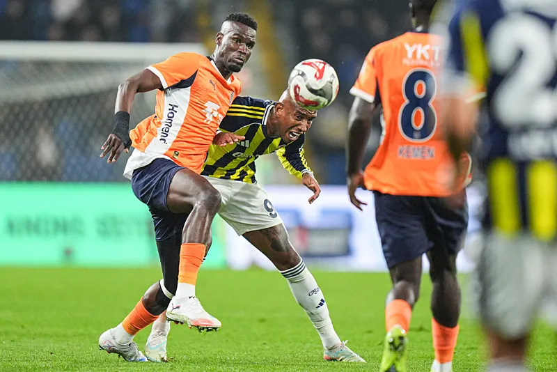 Spor yazarları Başakşehir - Fenerbahçe maçını değerlendirdi! "Helal puan" - 13