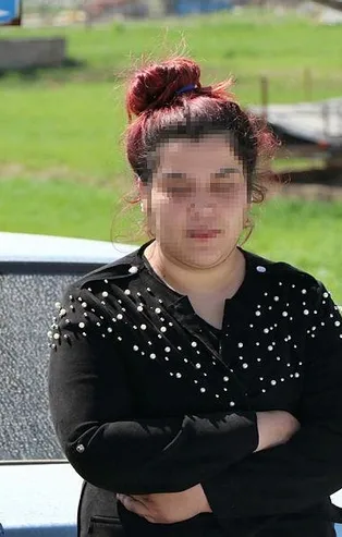 Koronavirüs yasağını delip otostop yapan 20 yaş altındaki gençlerden şoke eden sözler!