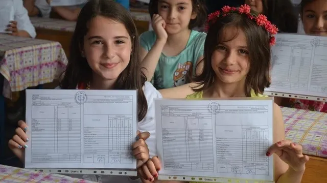 2020 1. dönem e-okul lise, ilkokul, ortaokul başarılı ve başarısız öğrenci karne görüşleri sayfamızda! Öğretmen karne görüşleri!-2