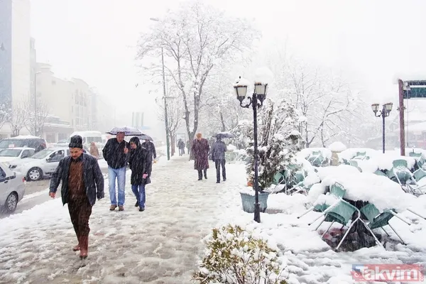 🔔BUGÜN OKUL VAR MI, TATİL Mİ? 📣Valilik son dakika duyuruları! 15 Mart Salı kar tatili olan iller tam liste: İstanbul, Malatya, Gaziantep, Nevşehir, Kayseri... - 24