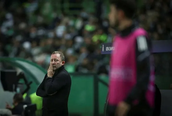 Beşiktaş Teknik Direktörü Sergen Yalçın derbi stratejisini belirledi! Kartal gol gol gol-5