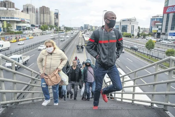 27 günlük bebekten 73 yaşındaki dedeye kadar 8 kişilik Ölmez ailesi Kovid-19'u yendi-6