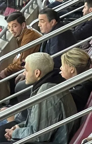 Galatasaray-Ofspor maçında dikkat çeken kare! Mauro Icardi ve Wanda Nara yine yan yana