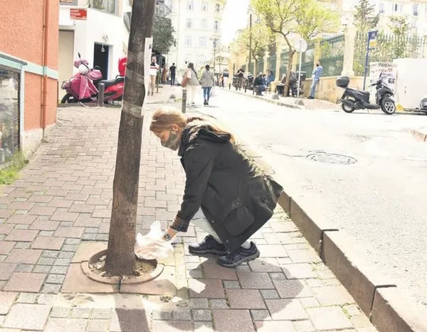Bade İşçil'den Hande Erçel ve Demet Özdemir'e 'servet' göndermesi!
