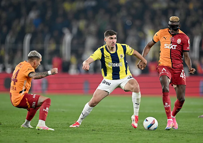 Fenerbahçe'den milli takımı deviren yıldız için transfer hamlesi - 19