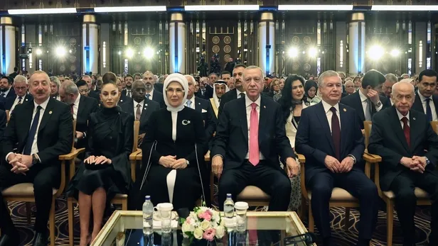 baskan-erdogan-azerbaycan-donusu-turkiye-yuzyilinin-rotasini-acikladi-diyalog-ve-diplomasi-yunanistan-ile-ilis-1686733329083.jpeg