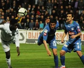 Denizlispor, Çaykur Rize'yi Süleyman'la yıktı