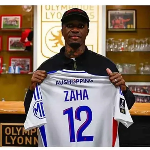 Lyon Zaha ile yolları ayırıyor!