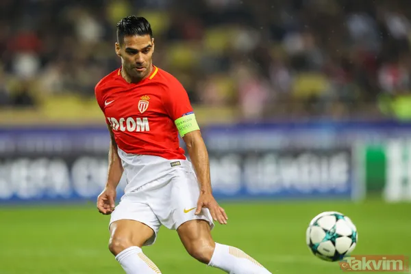 Son dakika: Galatasaray'ın yeni transferi Falcao İstanbul'da! - 39