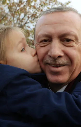 Başkan Erdoğan'a Manisa'da "tatlı sürpriz"