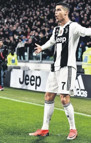 Dünya Cristiano Ronaldo'ya o Türkiye'ye hayran