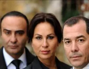 Parmaklıklar ardında