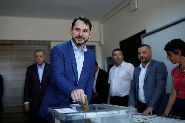 Son dakika: Hazine ve Maliye Bakanı Berat Albayrak'tan seçim mesajı