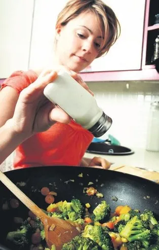 Vücudun temel taşı iyot! Metabolizmayı düzenliyor, tiroidin düzenli çalışmasını sağlıyor