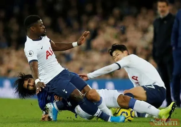 Ayağı feci şekilde kırıldı! Cenk Tosun'un takım arkadaşı Andre Gomes... - 2