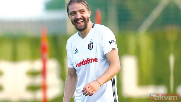 Bu Ayrılık Sonrası Senaryo İçin Takviye Çalışmaları Tam Gaz Sürerken Gündeme Gelen İsimlerden Biri De Daha Önce De Fenerbahçe Forması Giyen, Sonrasında...