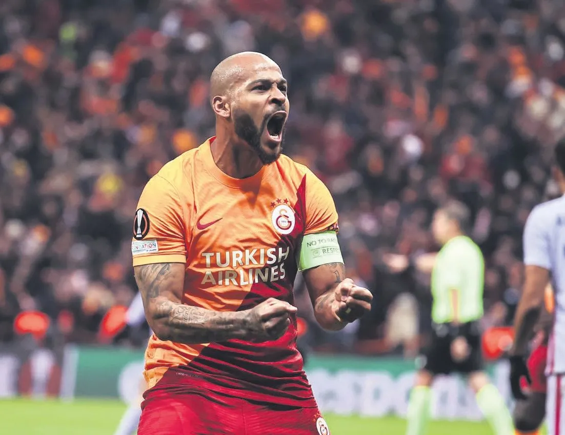 Sevilla Marcao için zam yaptı!