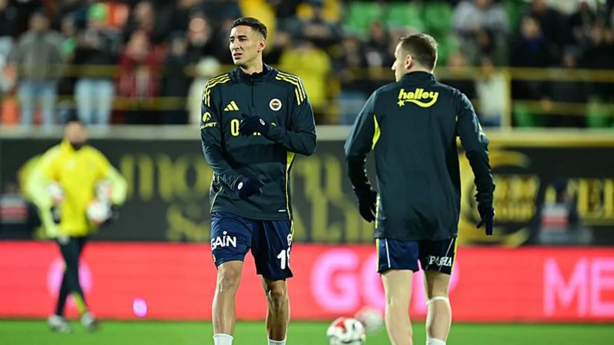Fenerbahçe'de sol bek bilmecesi!
