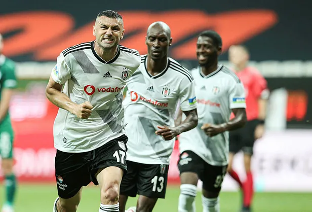 Konyaspor maçında efsaneleşti! Burak Yılmaz Beşiktaş'taki en golcü dönemini yaşıyor-2